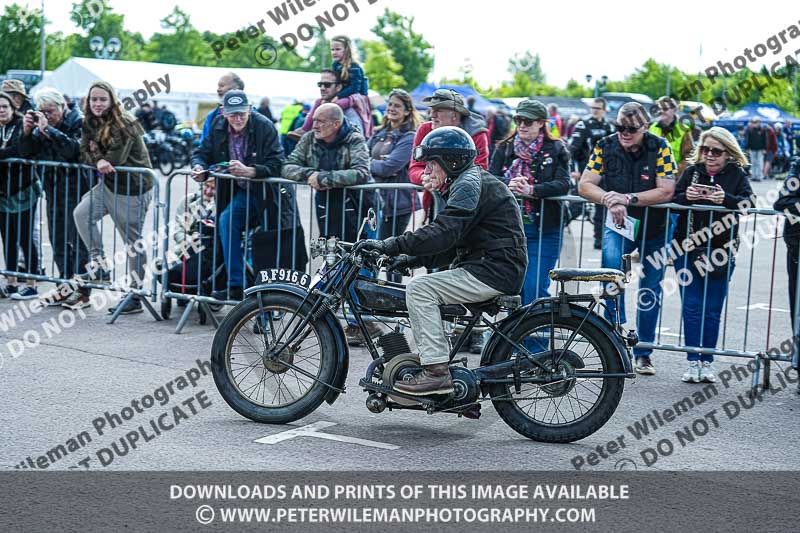 Vintage motorcycle club;eventdigitalimages;no limits trackdays;peter wileman photography;vintage motocycles;vmcc banbury run photographs